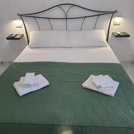 Casa Coronas-domo De Zizzi Casa de hóspedes Orosei